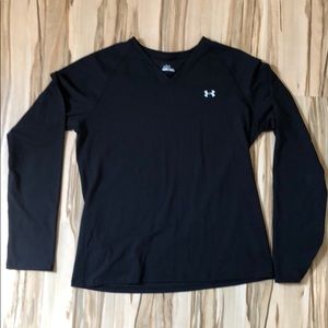 Black v-neck long sleeve